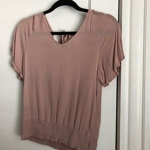 Flutter sleeve crop size small in blush